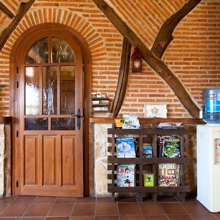 El Camino Real Guest House Villovela de Piron Bagian luar foto